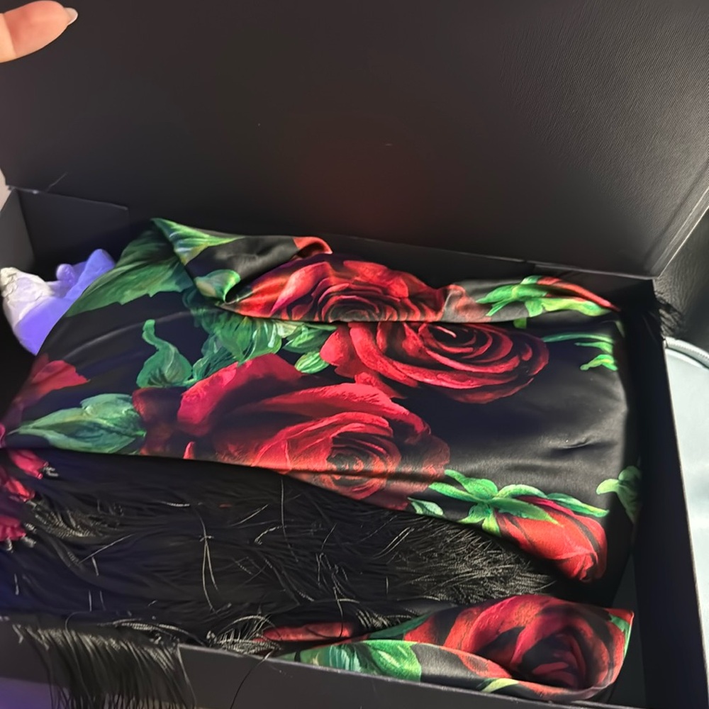 Dolce & Gabbana fringe Rose scarf